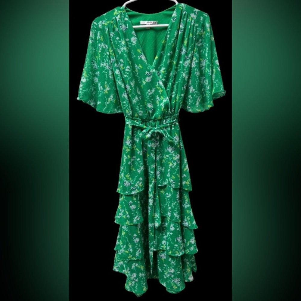 Studio One Kelly Green Floral flounce hm v nk fluttr slv drss WM S garden party